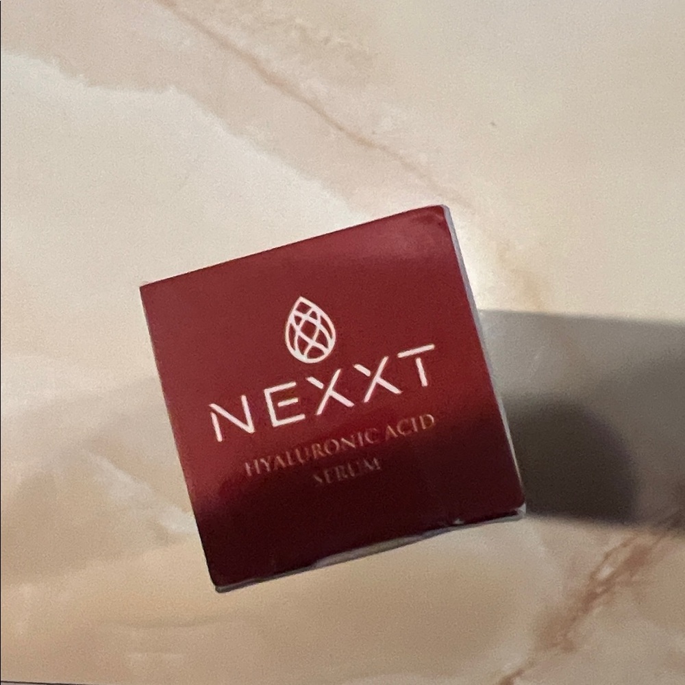 NWT Nexxt Hyaluronic acid serum - Picture 2 of 4